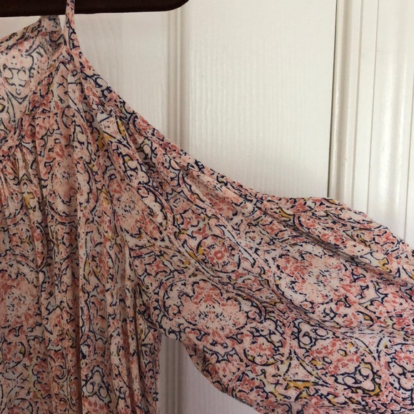 Floral cut out long sleeve M - Picture 3 of 6